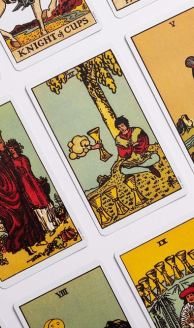 Qué cartas del Tarot representan qué signos del zodíaco: desbloqueando el tapiz cósmico