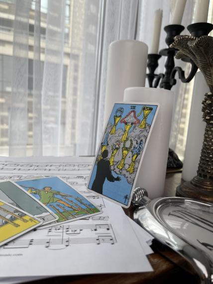 Cómo leer las cartas del Tarot: tu aventura en adivinación revelada [es] post image