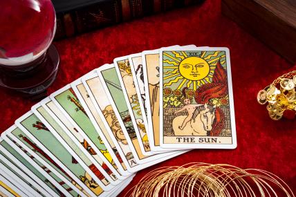 The 14 Best Tarot Card Decks in 2025 [en] post image